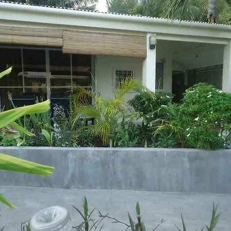 Mirka'S Guesthouse